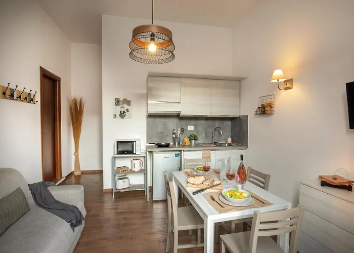 Fornaci Vatican Flat * Roma